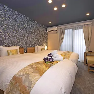 Apartahotel Sakura Nijo Seasons